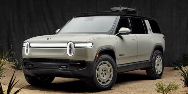 2025 Rivian R1S
